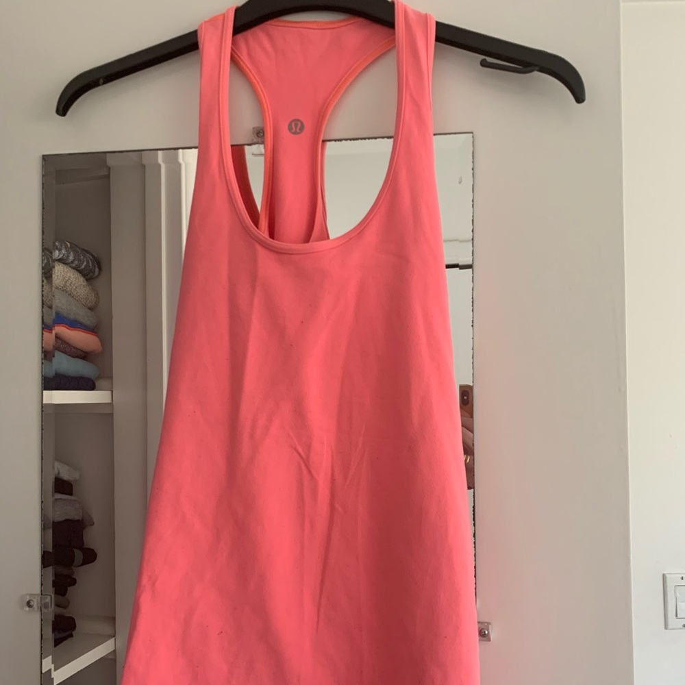 Lululemon tank top